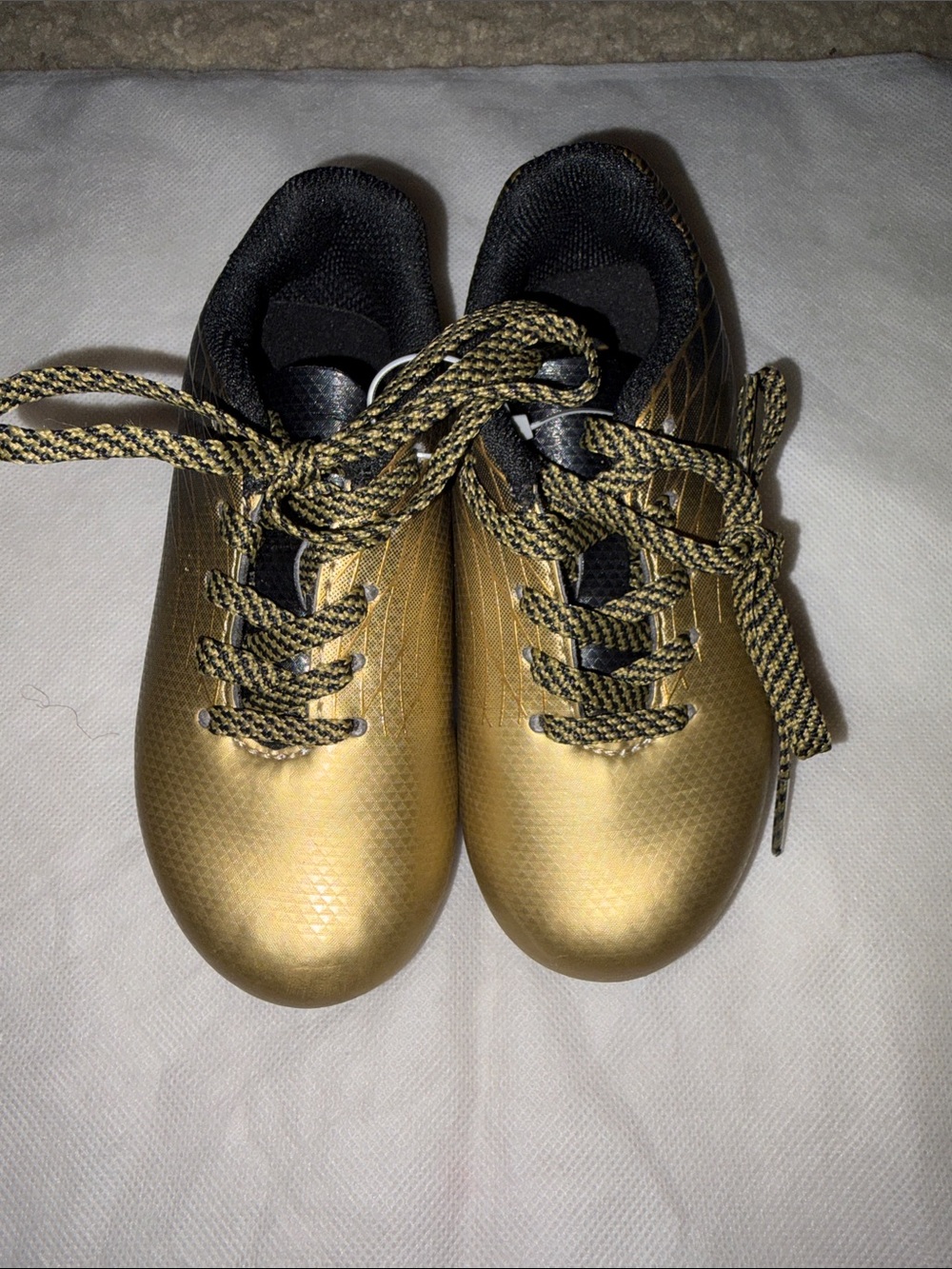 DSG Youth Package Cleats Metallic Gold Black Soccer Football Size 8K - EUC